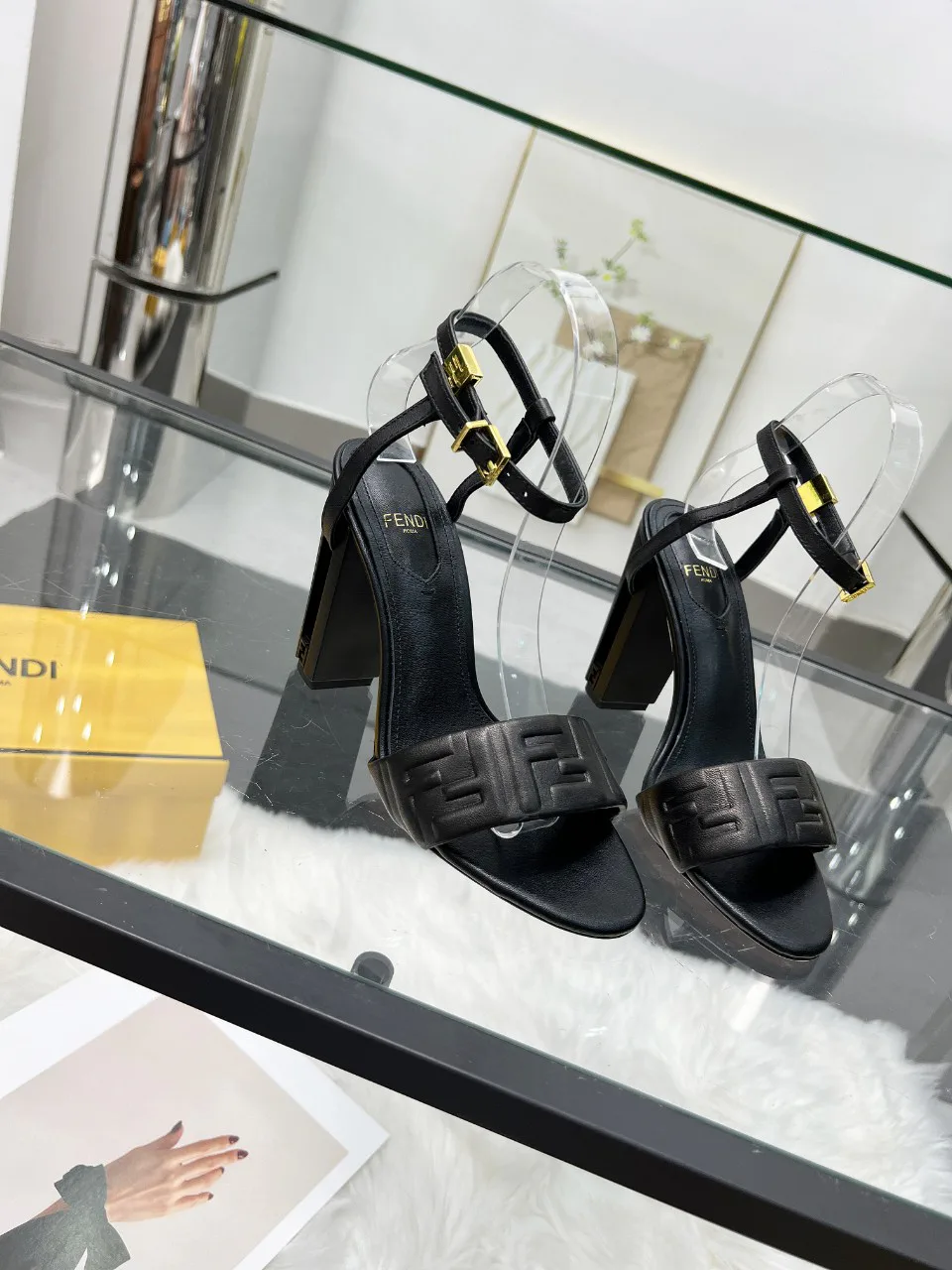 Босоножки Женские Fendi 31871