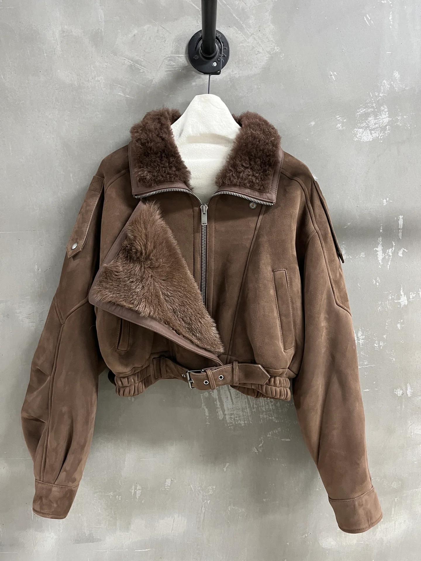 Кожаные Куртки И Дублёнки Женские Saint Laurent 18630176