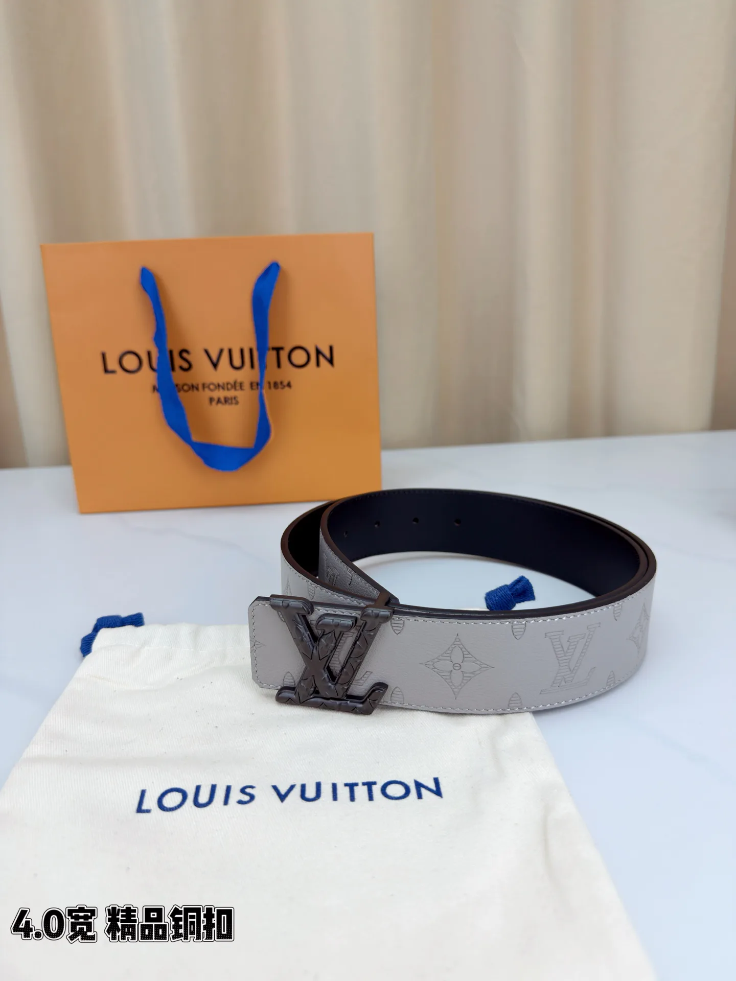 Ремни Louis Vuitton 1045489