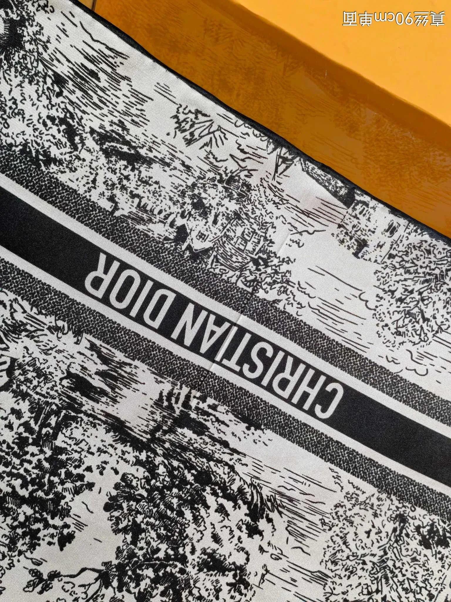 Шарфы Christian Dior 21990