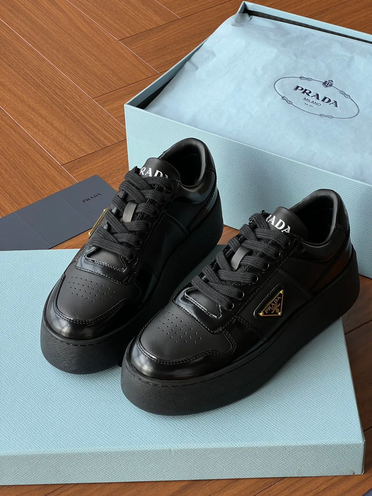 Кроссовки Женские Prada 18170787