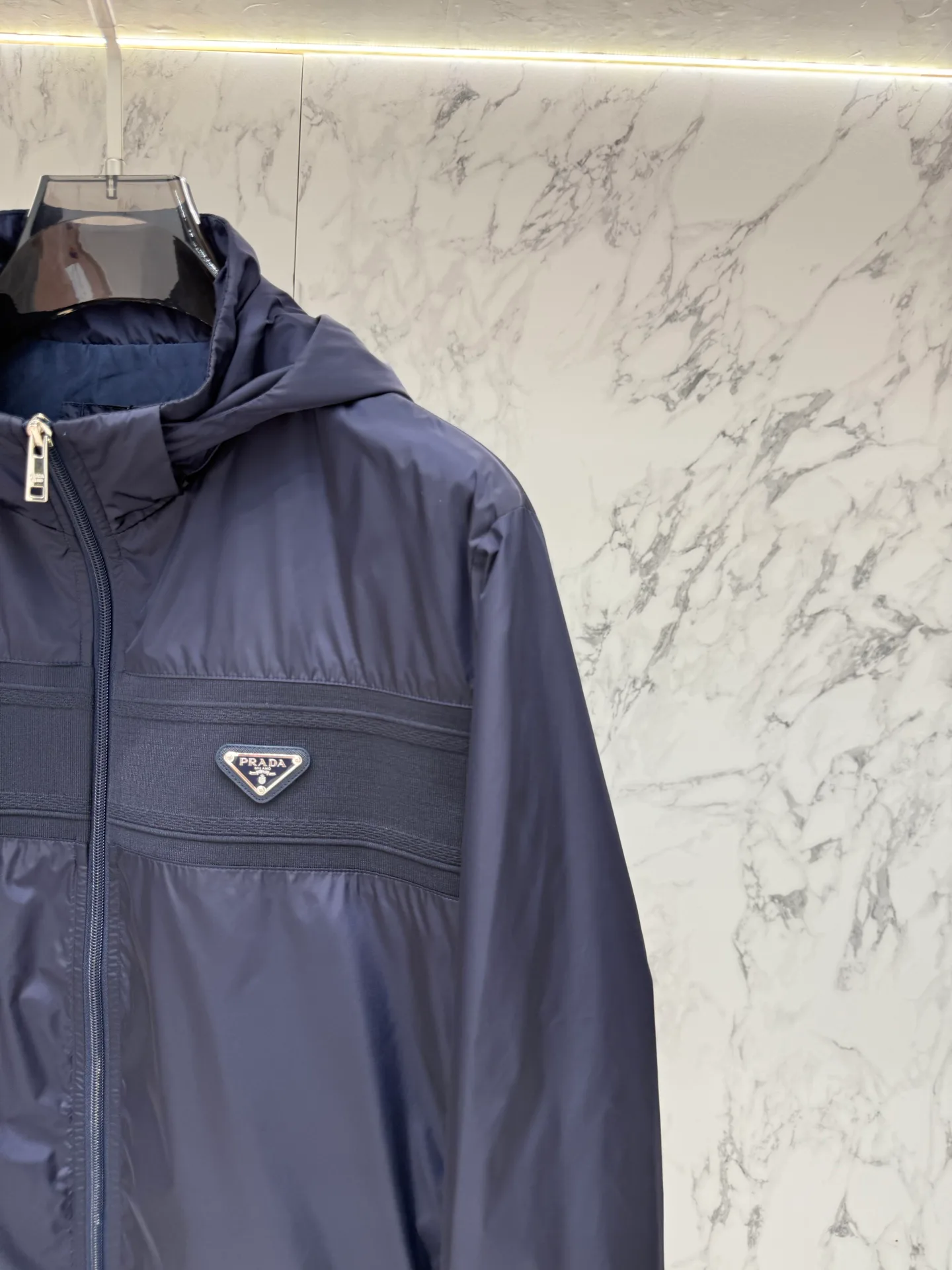 Куртки И Пуховики Женские Prada 18178422