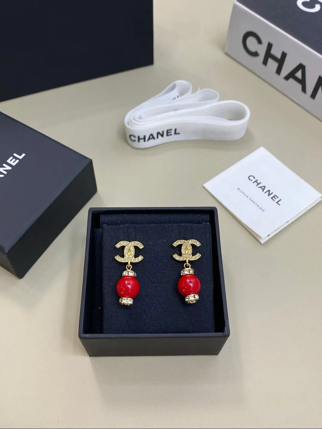 Бижутерия Chanel 11750576