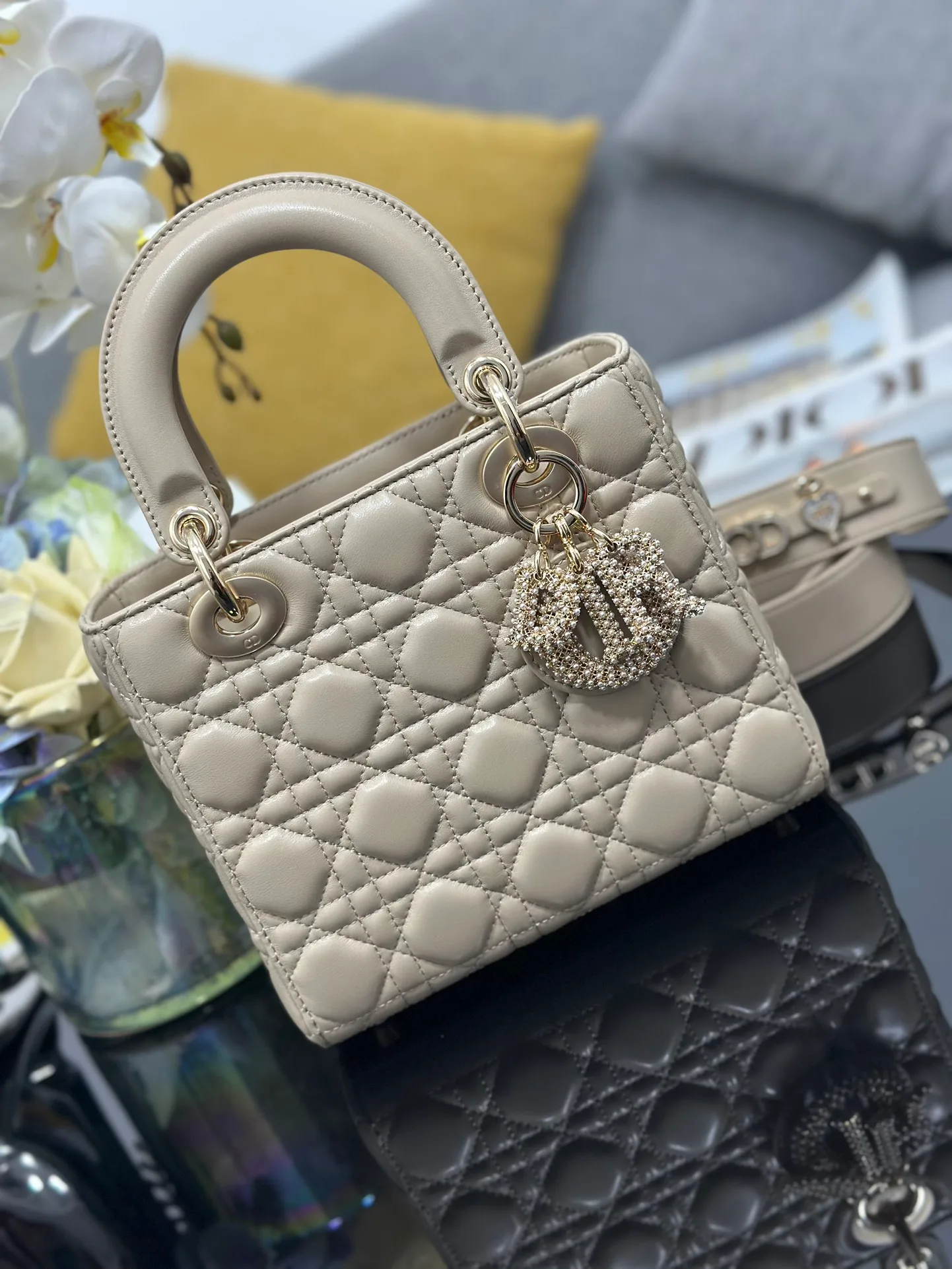 Классические Сумки Женские Christian Dior 11412573