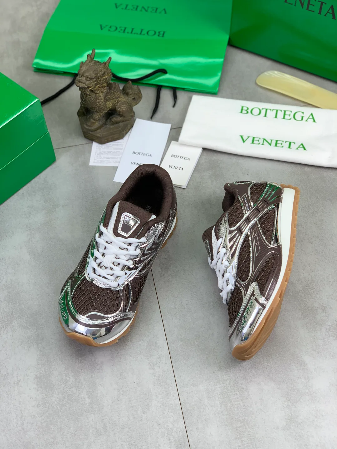 Кроссовки Женские Bottega Veneta 18365192