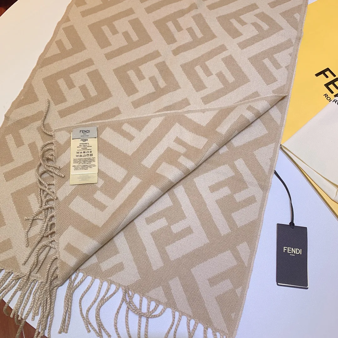 Шарфы Fendi 1607923