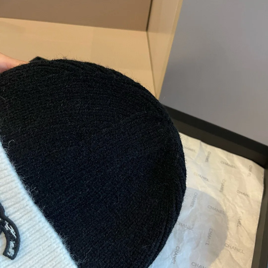 Головные Уборы Chanel 115076