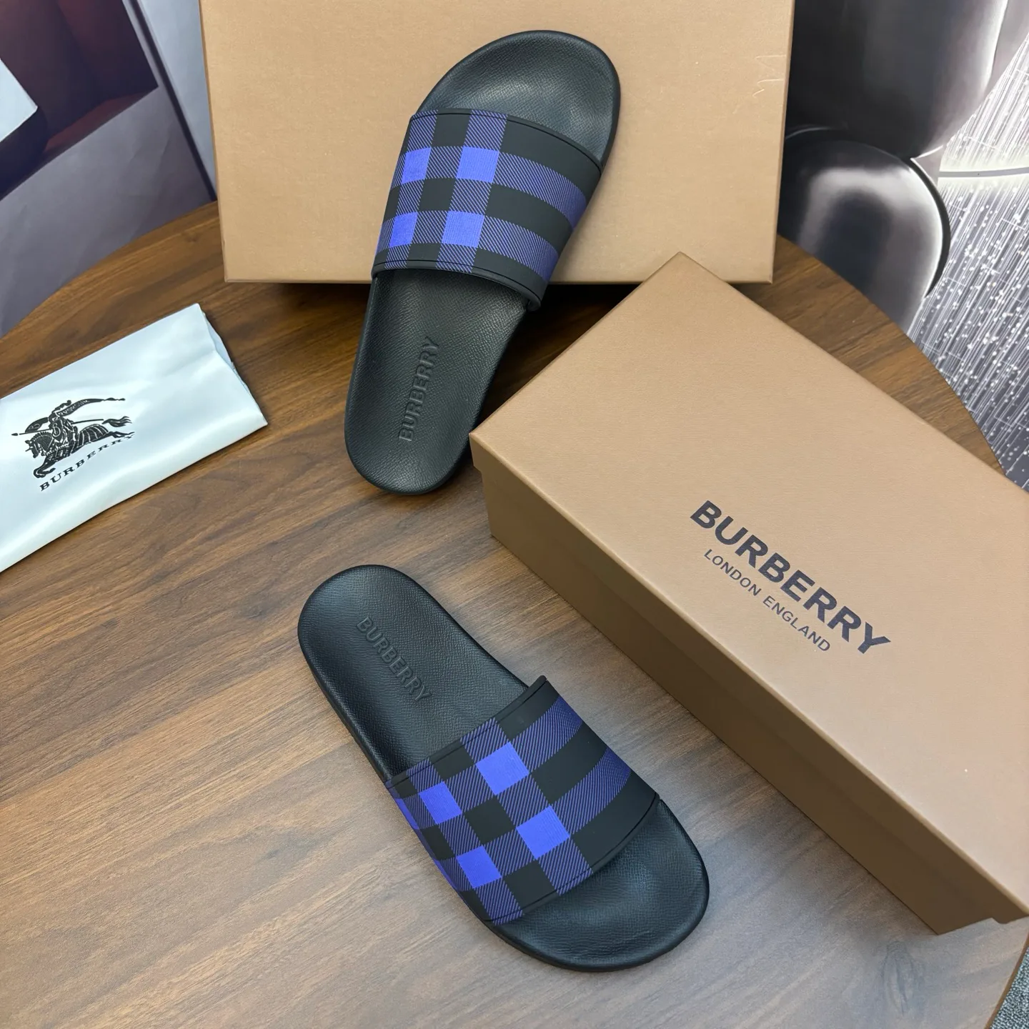 Шлепанцы Женские Burberry 587967