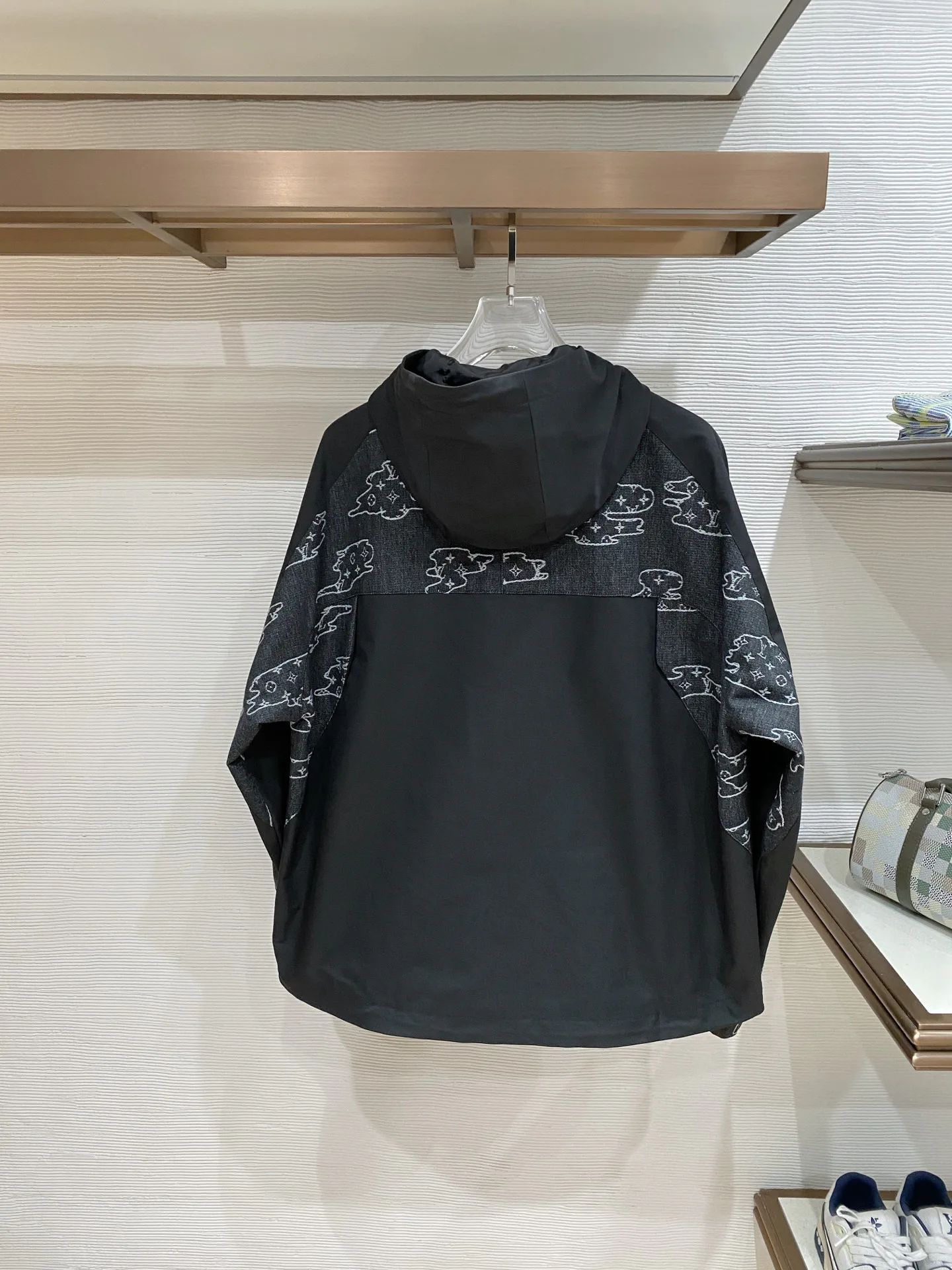 Куртки И Пуховики Мужские Louis Vuitton 10271847