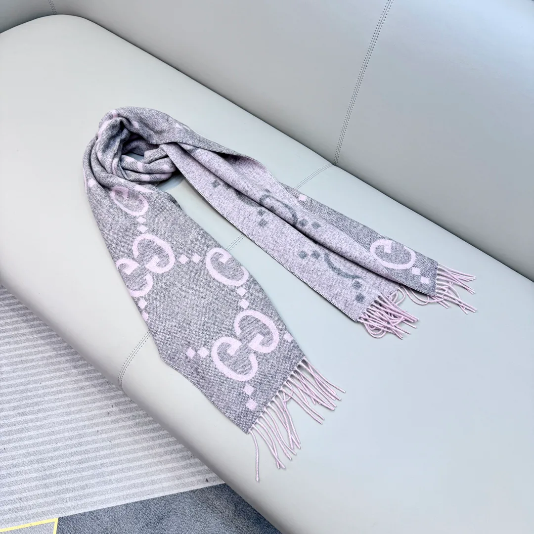 Шарфы Gucci 3997