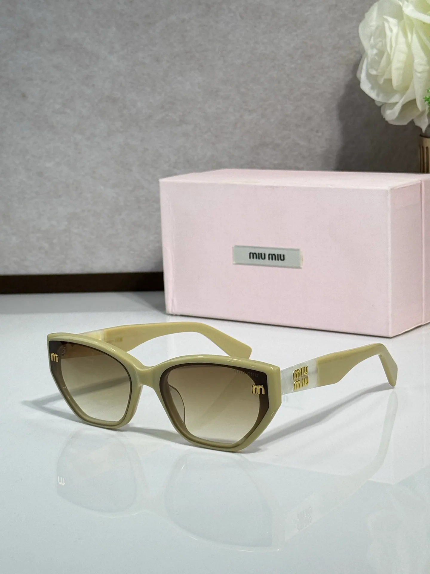 Очки Miu Miu 823265