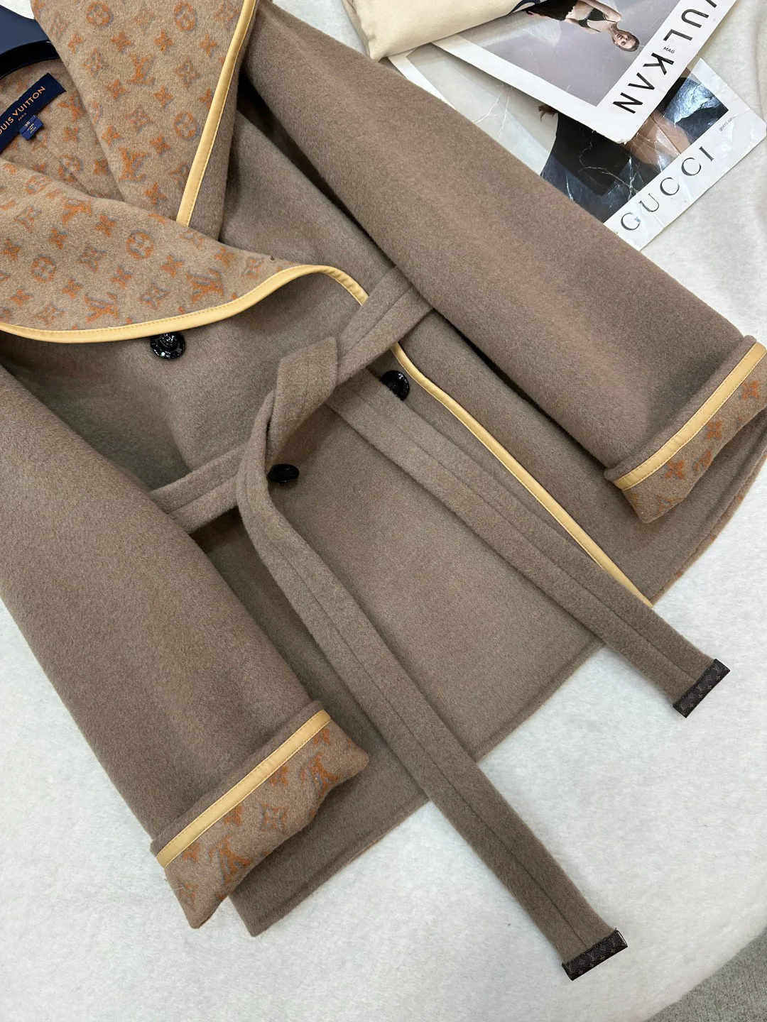 Пальто Женские Louis Vuitton 3532941