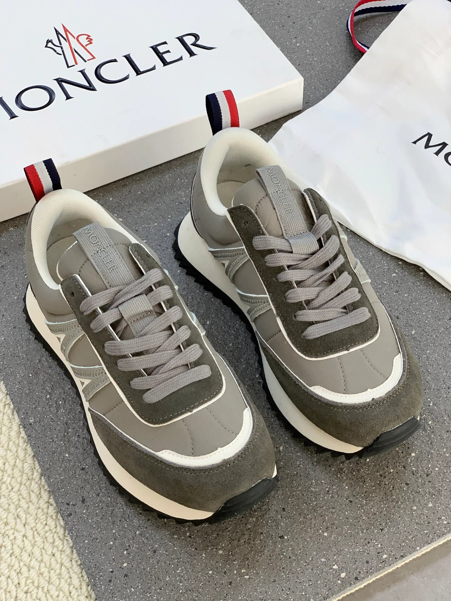 Кроссовки Мужские Moncler 230474