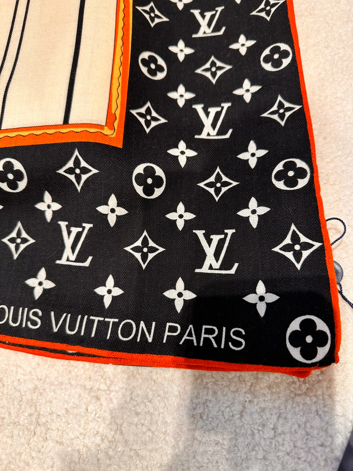 Шарфы Louis Vuitton 11910615