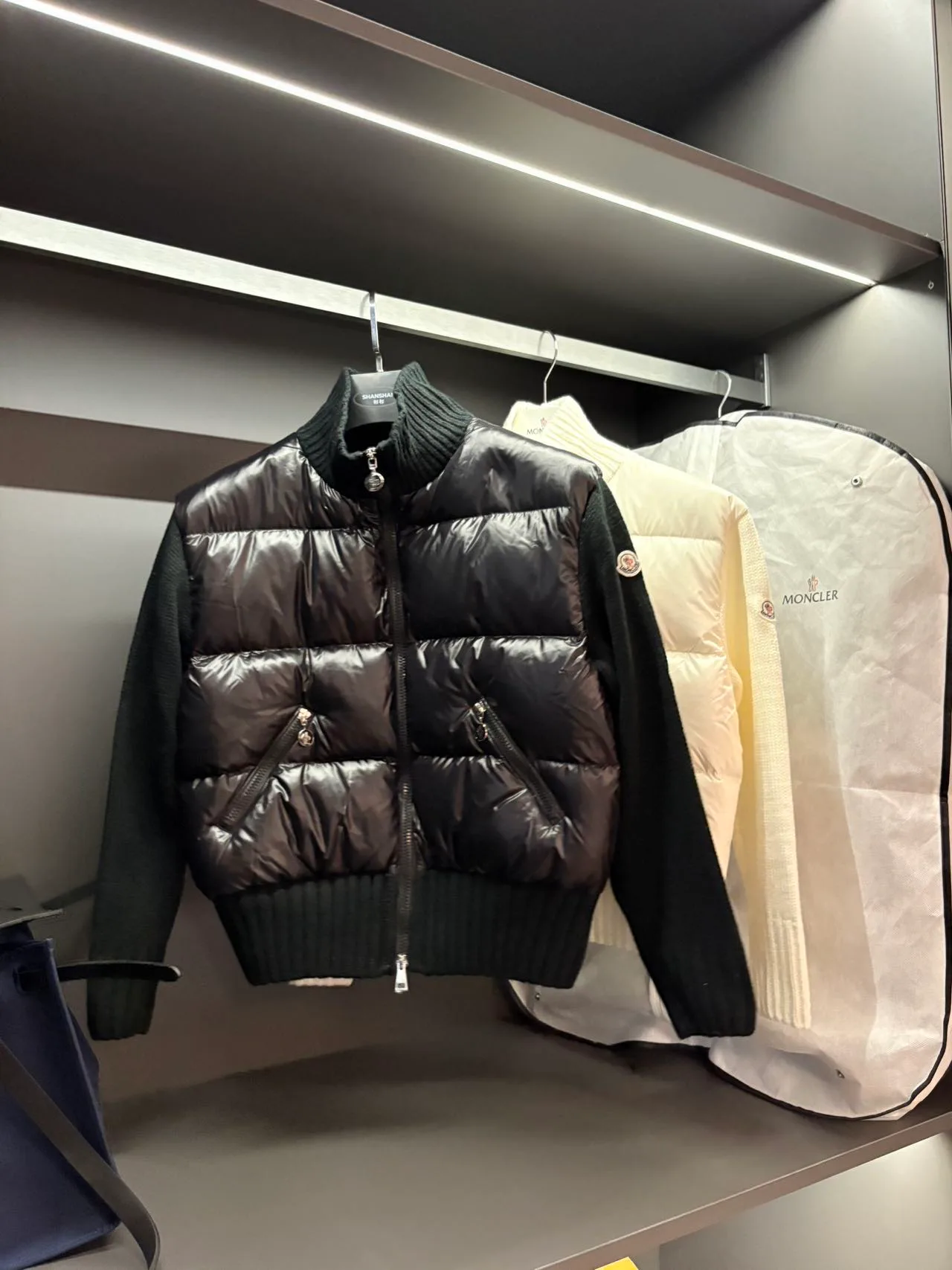 Куртки И Пуховики Мужские Moncler 17457975