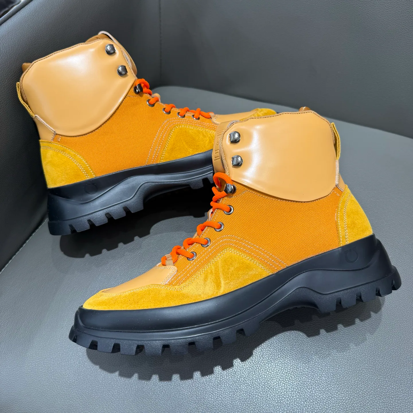 Ботинки Мужские Salvatore Ferragamo 840391