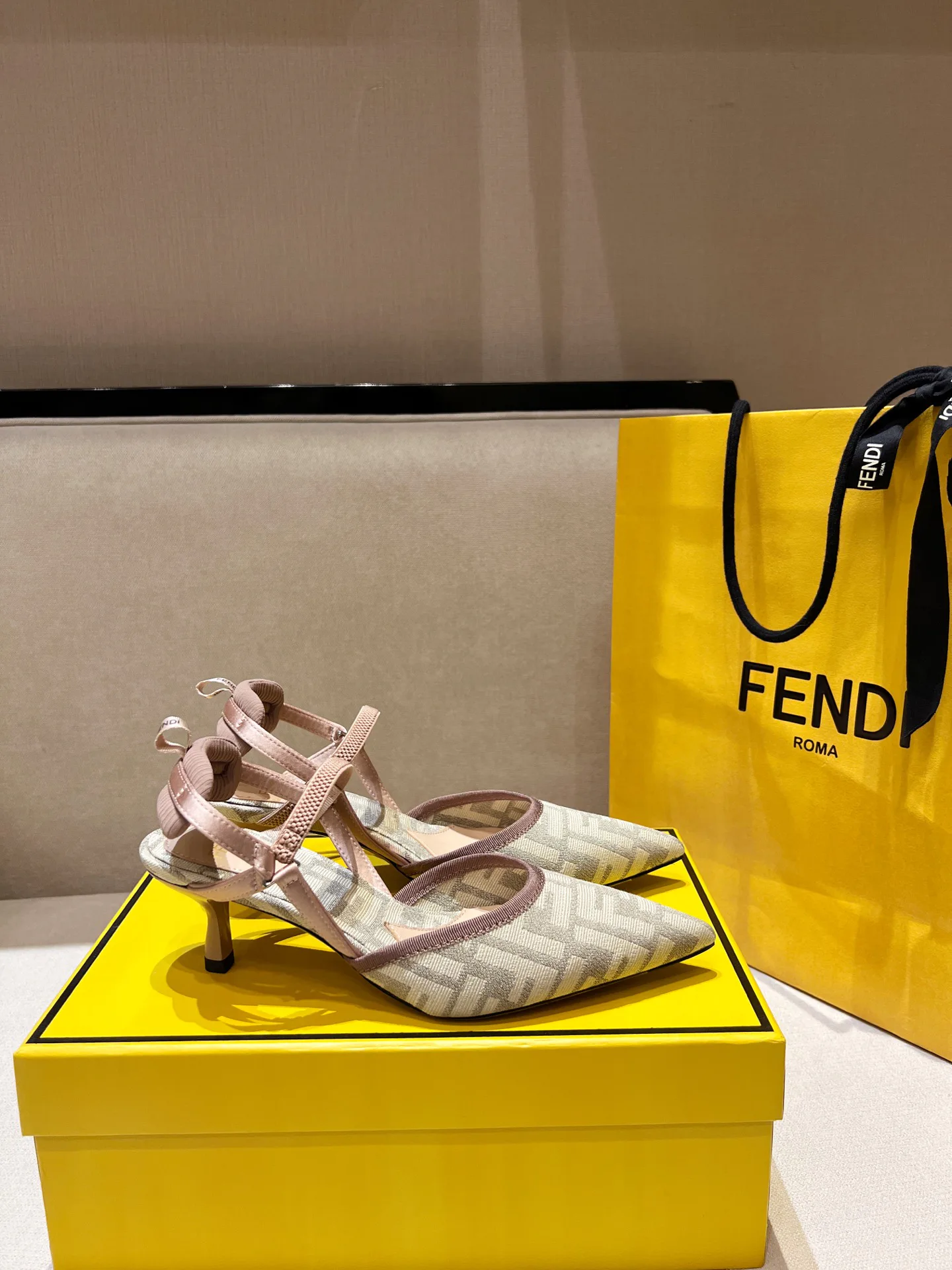 Туфли Женские Fendi 11209737