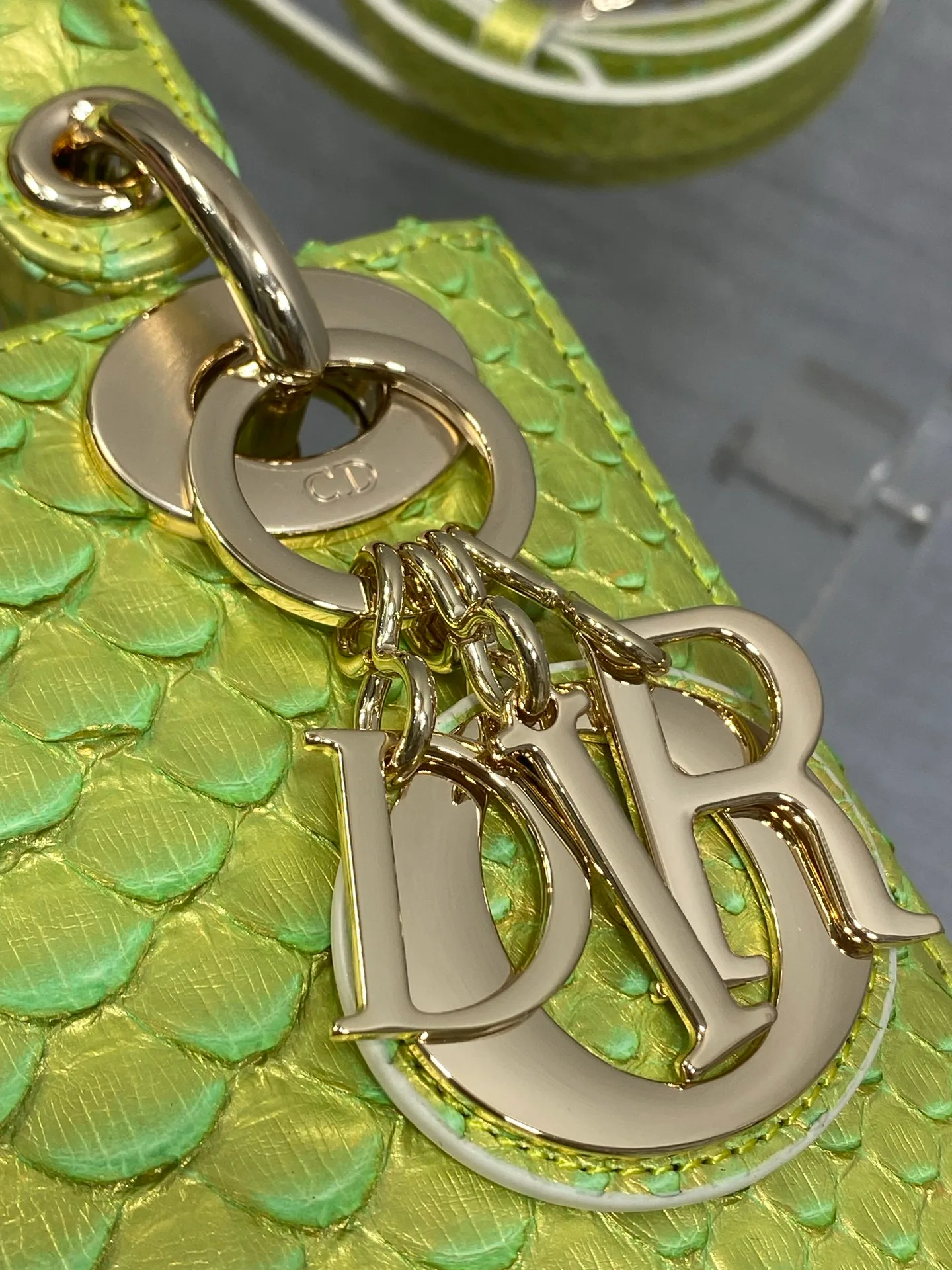 Классические Сумки Женские Christian Dior 17033680