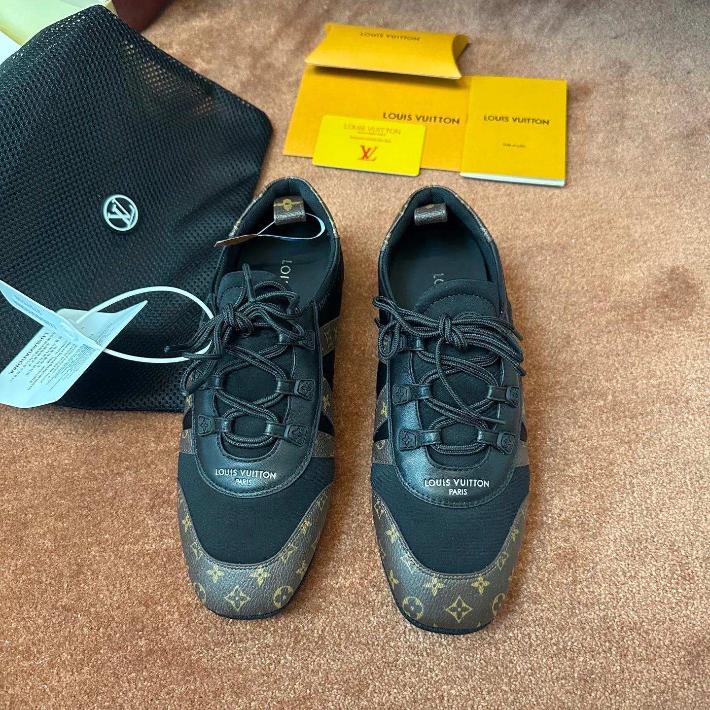 Кроссовки Женские Louis Vuitton 898804