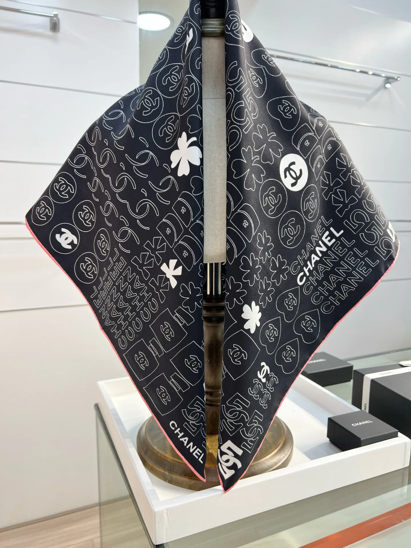 Платки Chanel 11664168