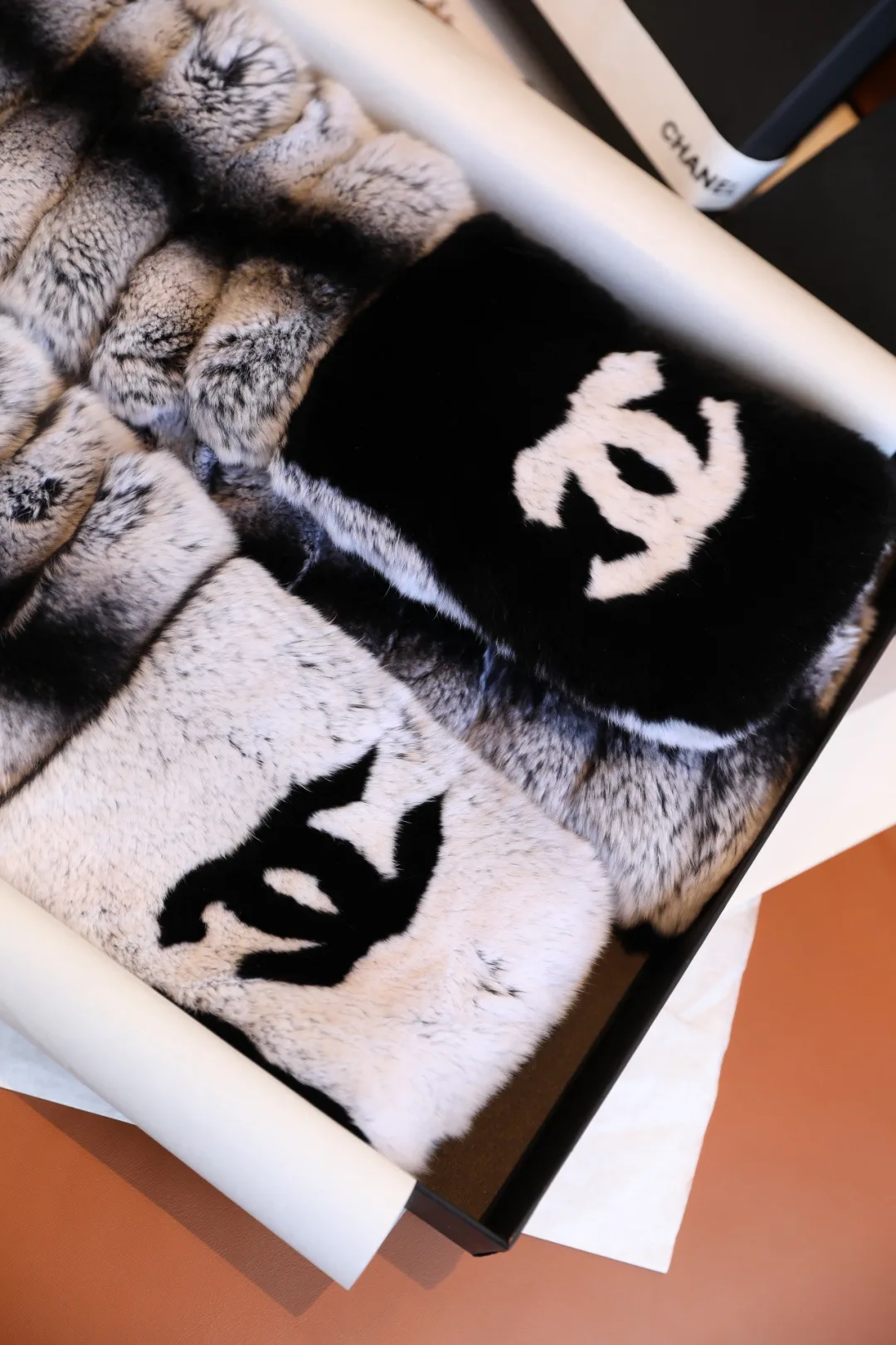 Шарфы Chanel 3981425