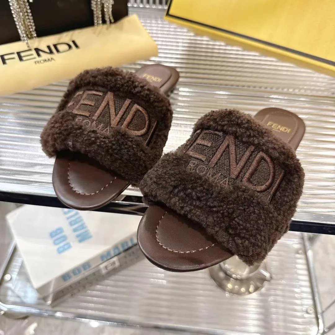 Шлепанцы Женские Fendi 195837