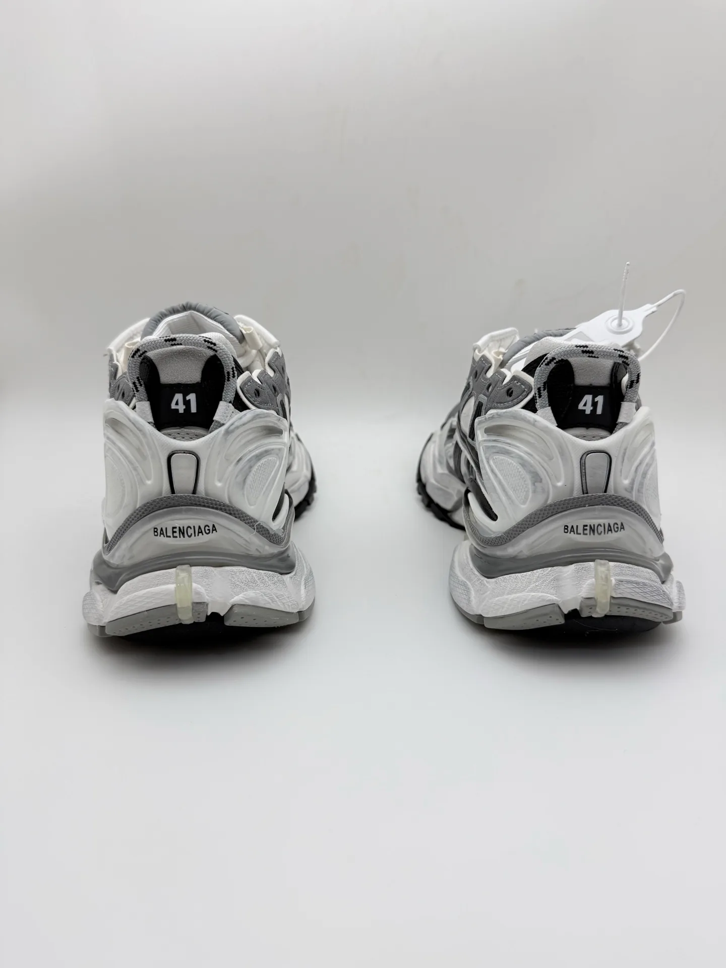 Кроссовки Женские Balenciaga 18589188