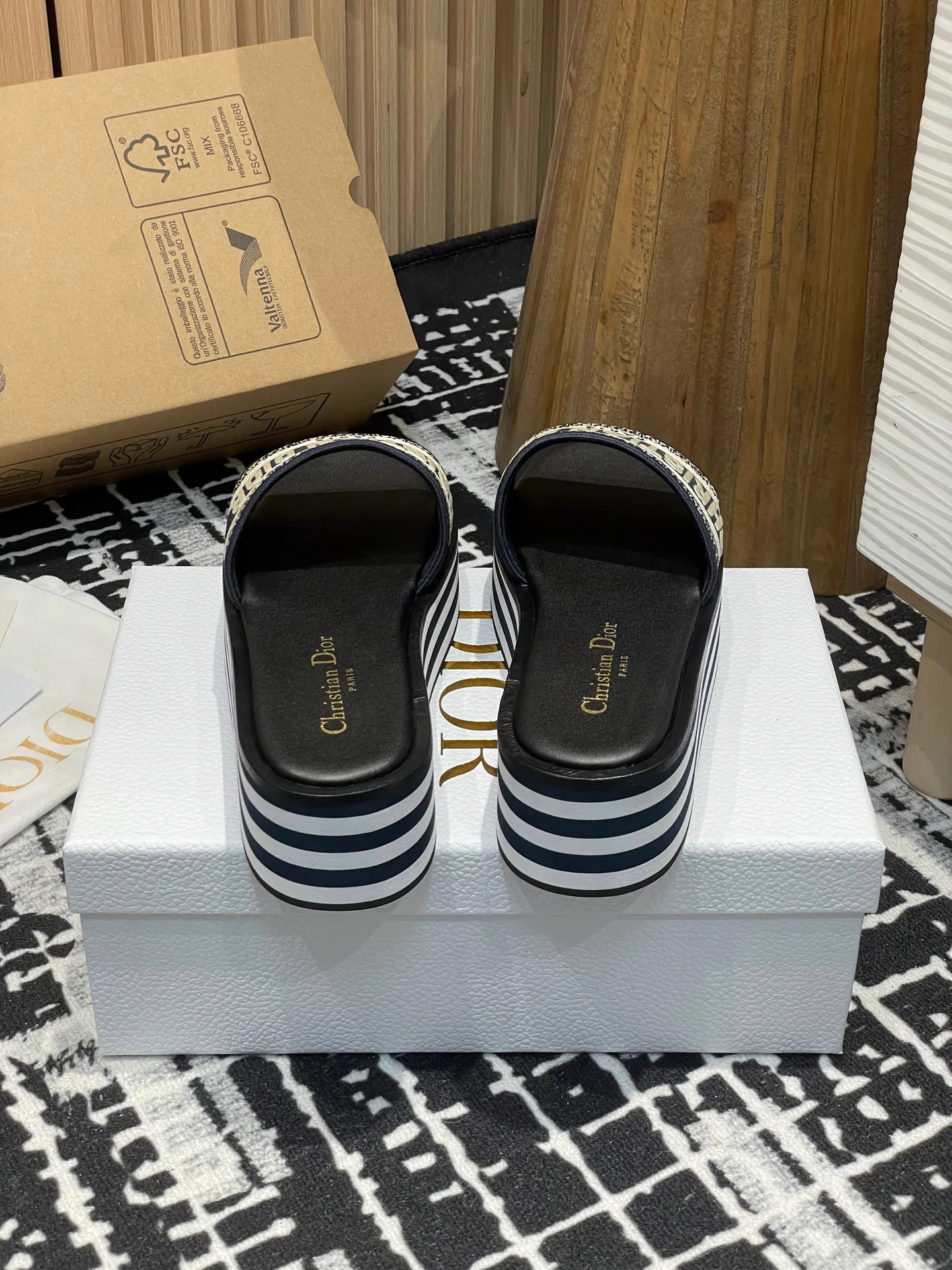 Шлепанцы Женские Christian Dior 579316