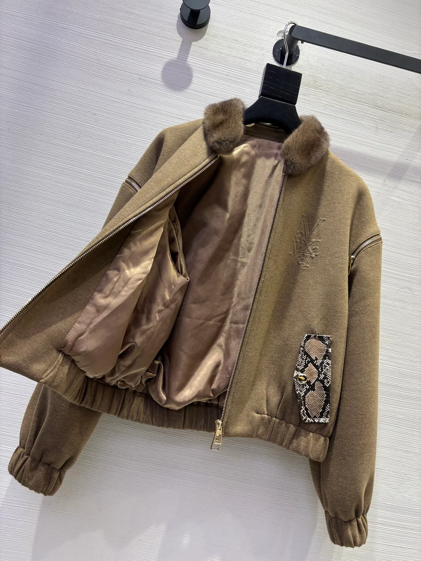 Куртки И Пуховики Женские Max Mara 797143