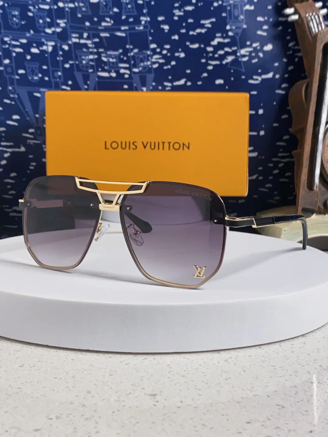 Очки Louis Vuitton 13135674