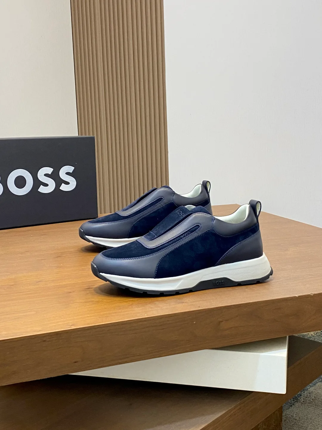 Кроссовки Мужские Hugo Boss 957570