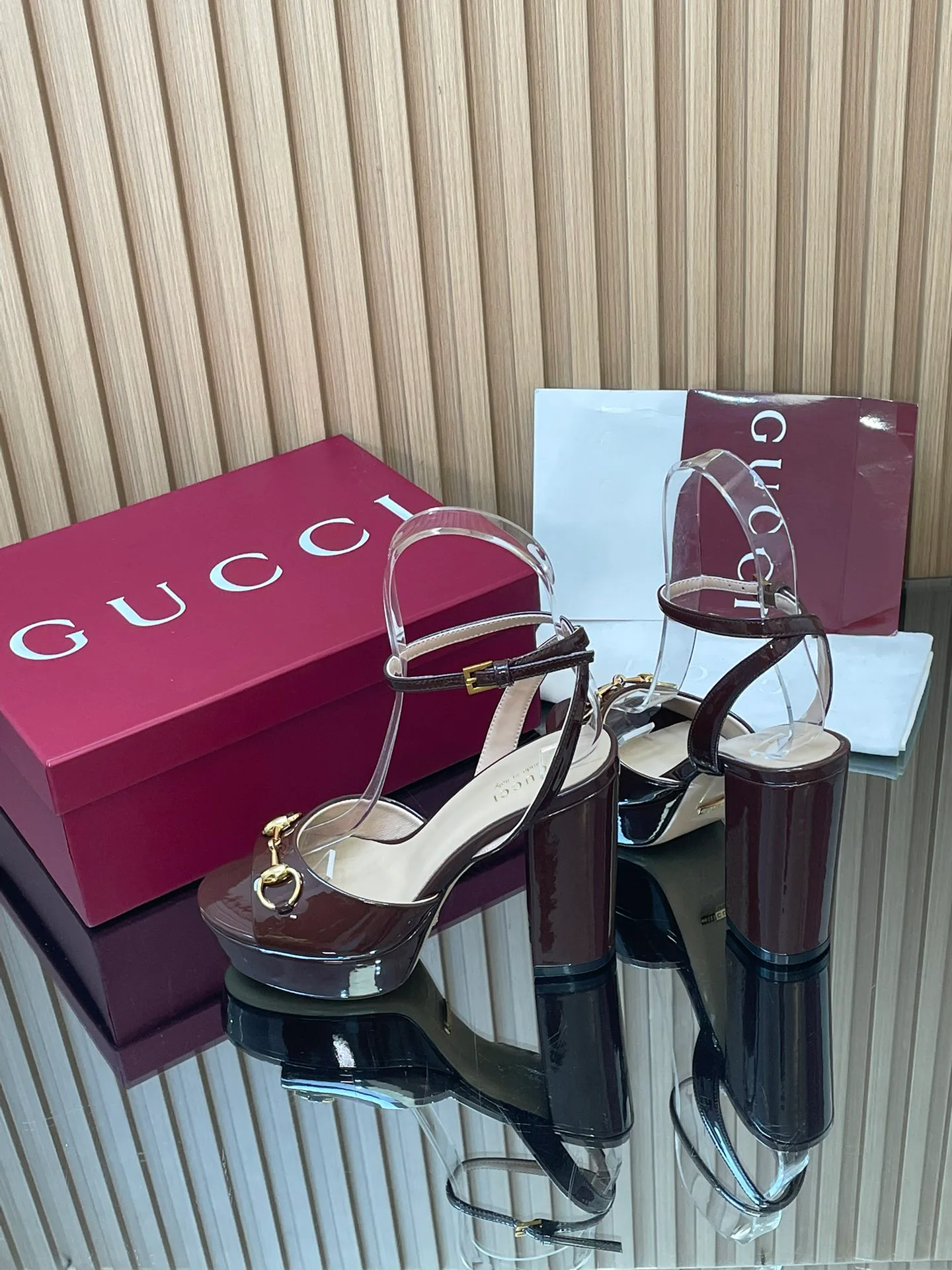 Босоножки Женские Gucci 876011