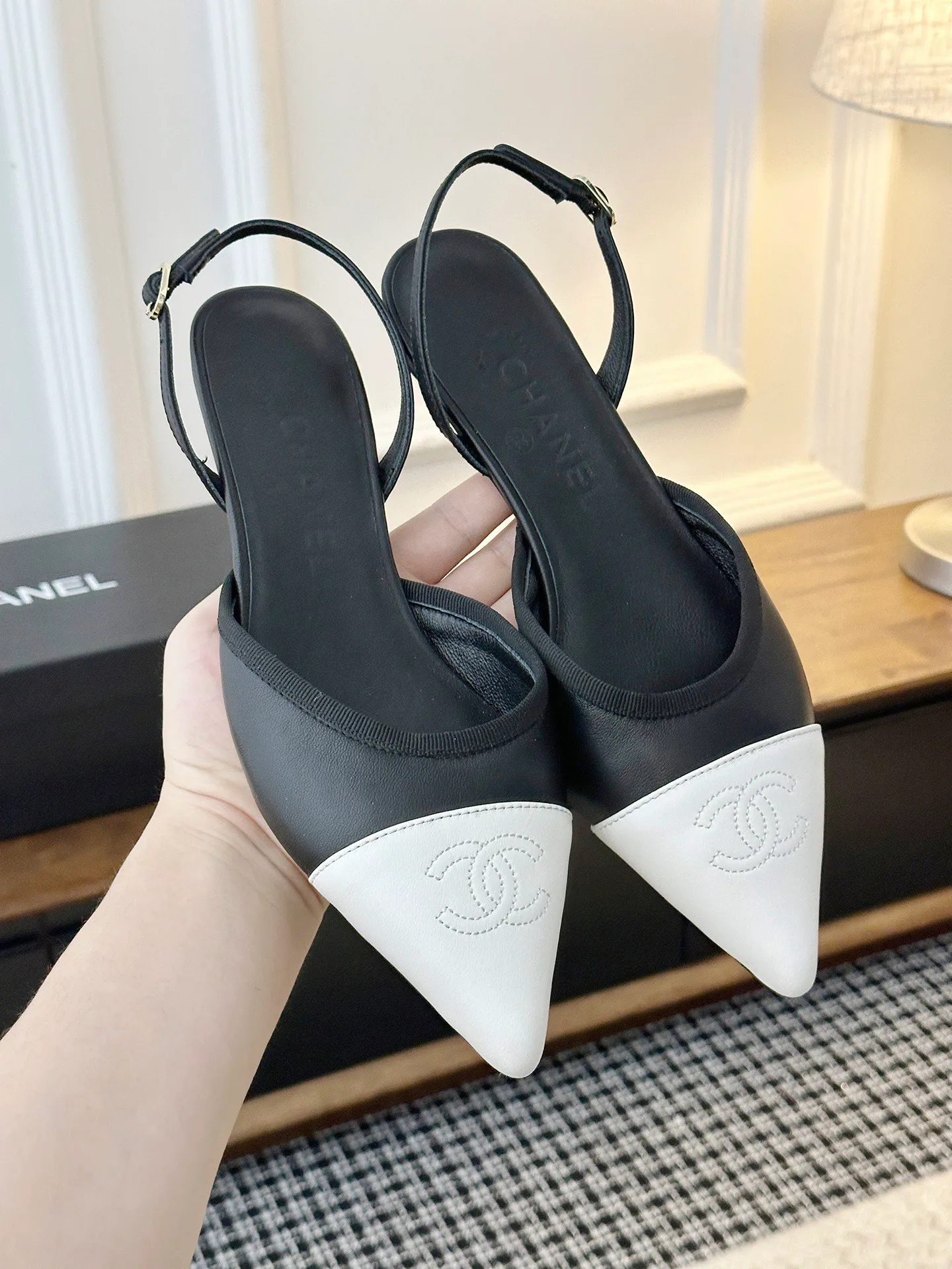 Туфли Женские Chanel 11508686