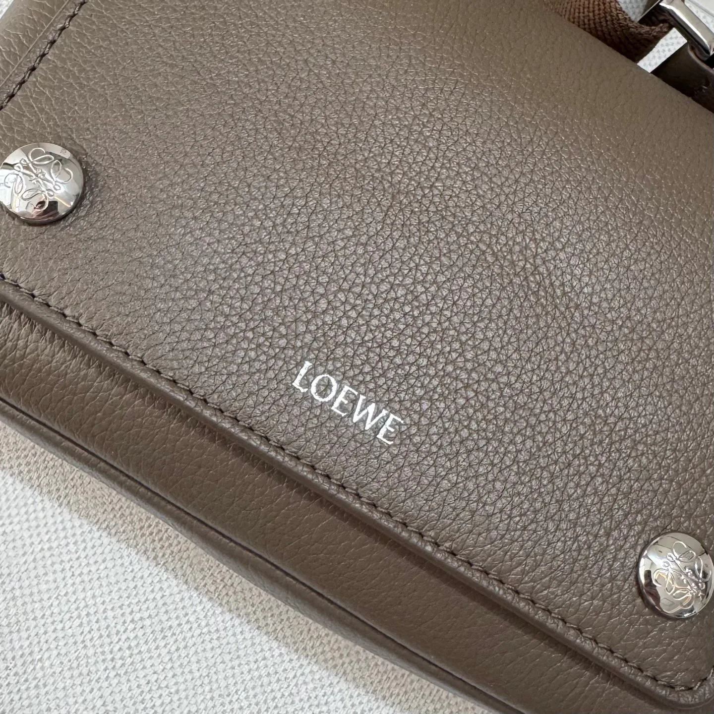 Сумки На Ремне Женские Loewe 11674492
