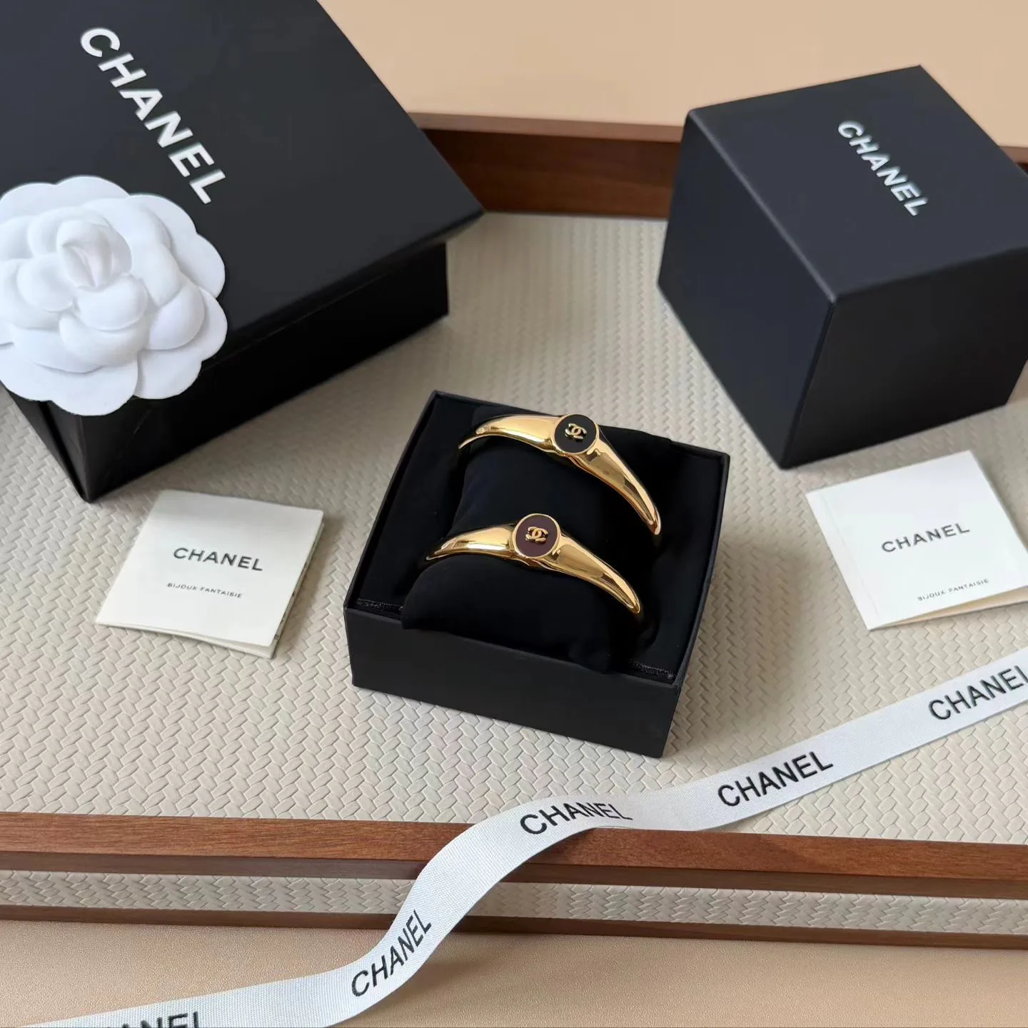 Бижутерия Chanel 18122992