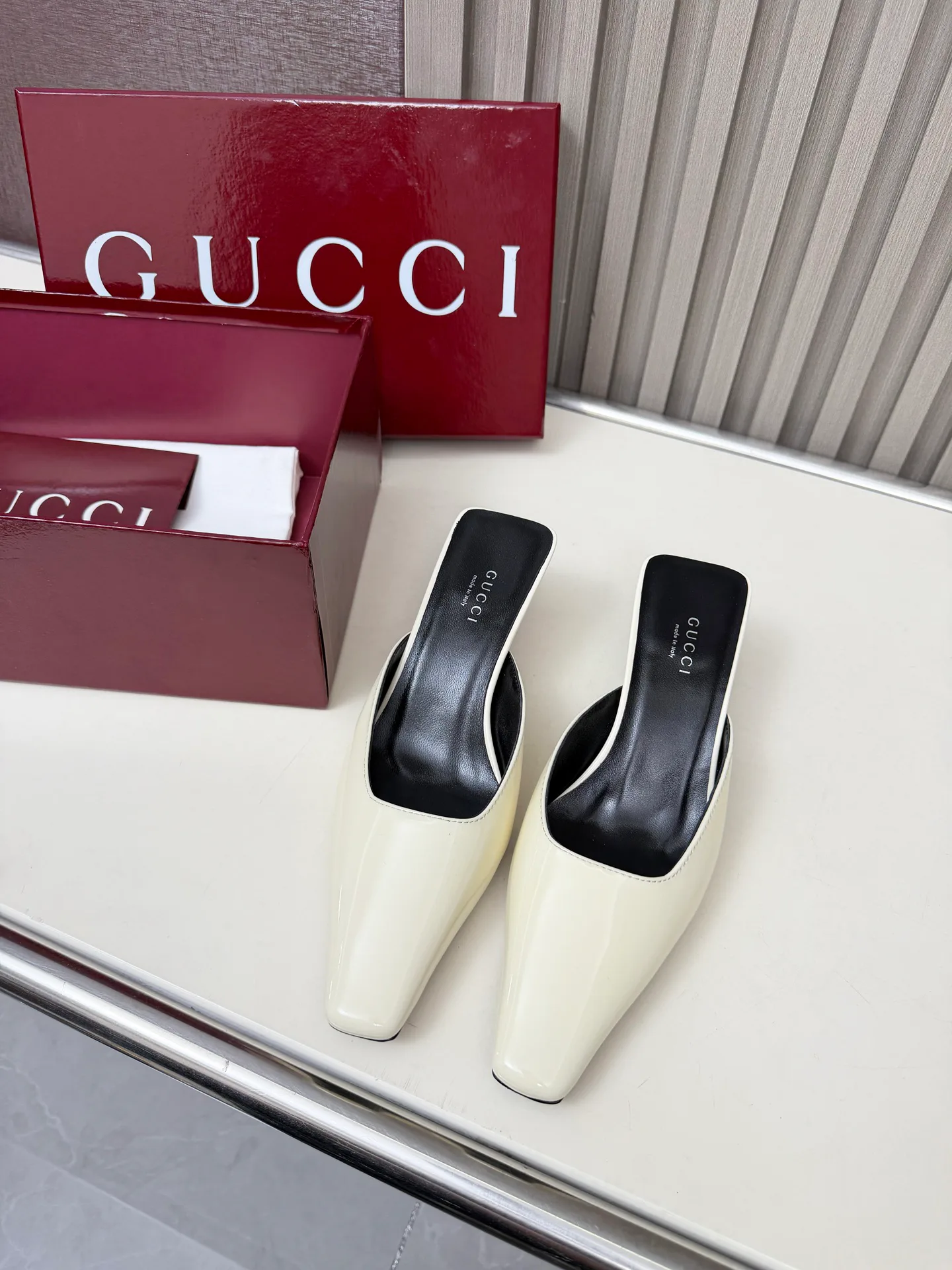 Туфли Женские Gucci 755743