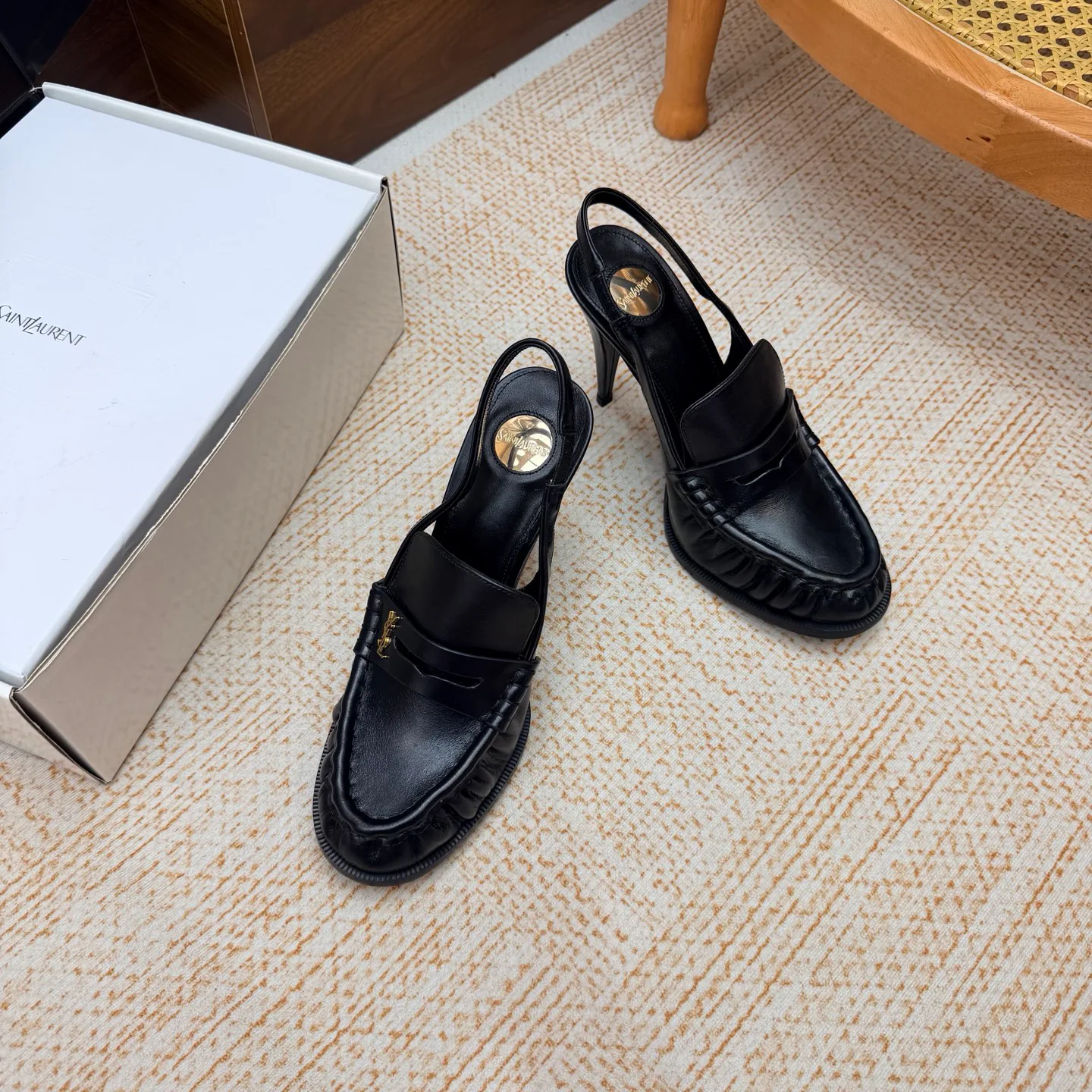 Лоферы И Мокасины Женские Saint Laurent 19080224