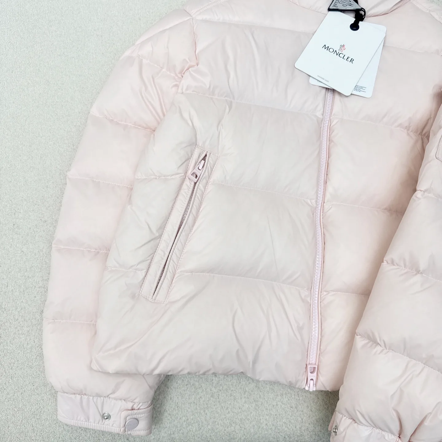Куртки И Пуховики Женские Moncler 18629186