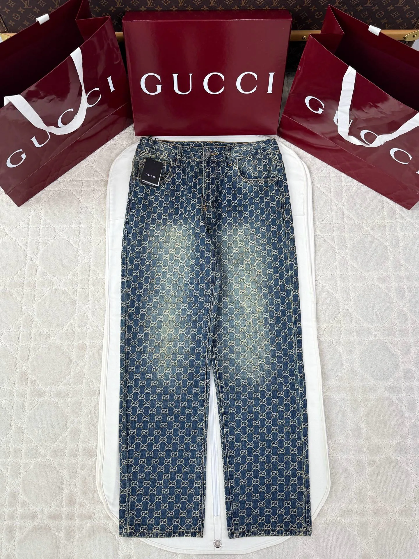 Джинсы Мужские Gucci 18369050