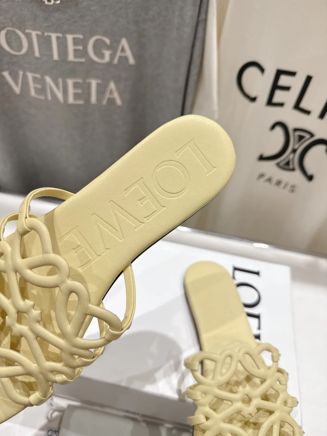 Шлепанцы Женские Loewe 10895758