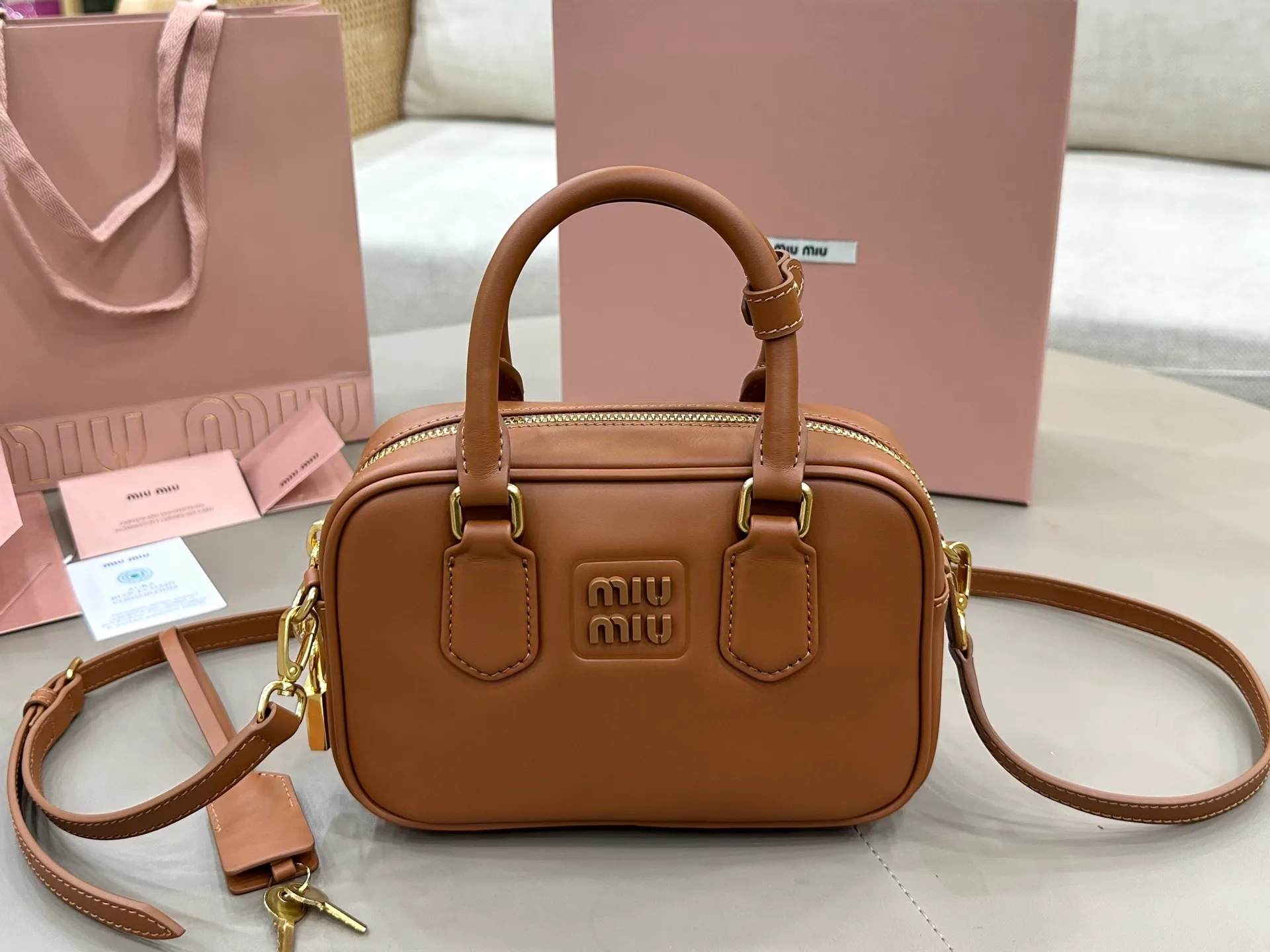 Классические Сумки Женские Miu Miu 11524740