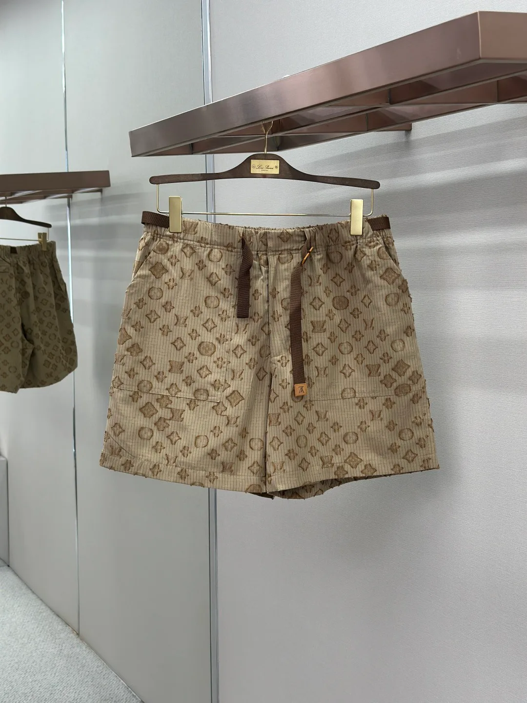 Шорты Мужские Louis Vuitton 17468323