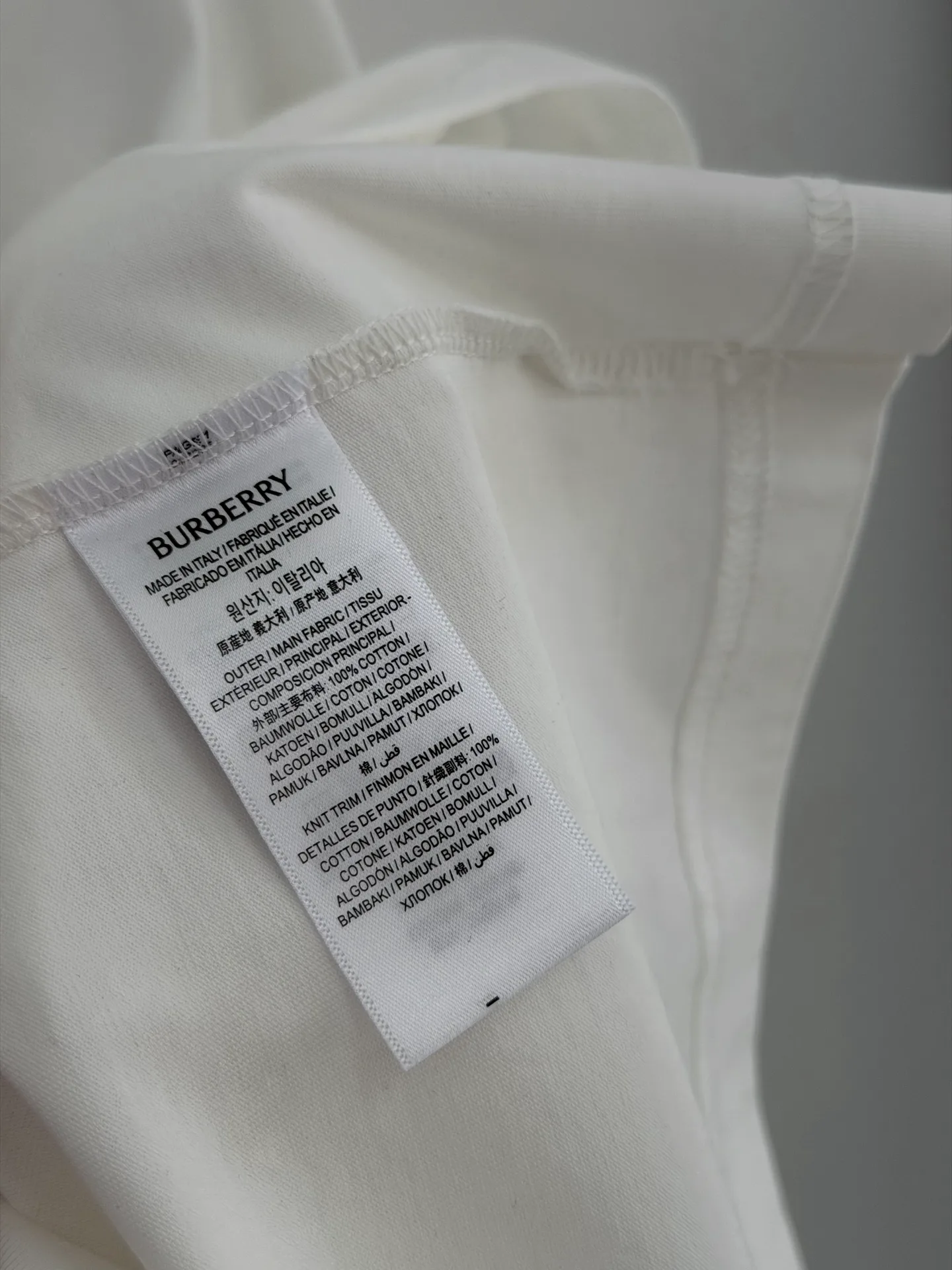 Футболки Женские Burberry 11811709