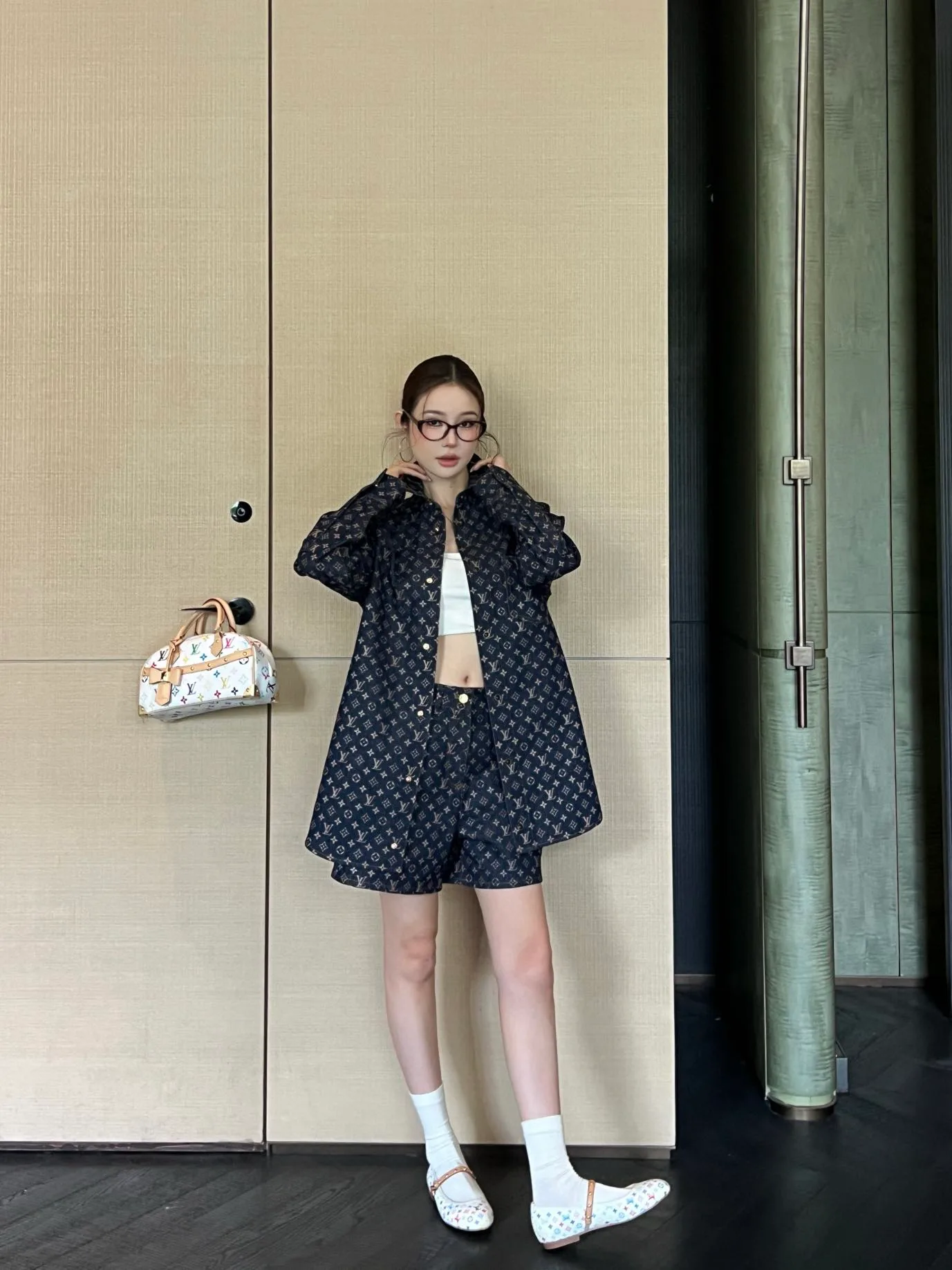 Шорты Женские Louis Vuitton 11775591