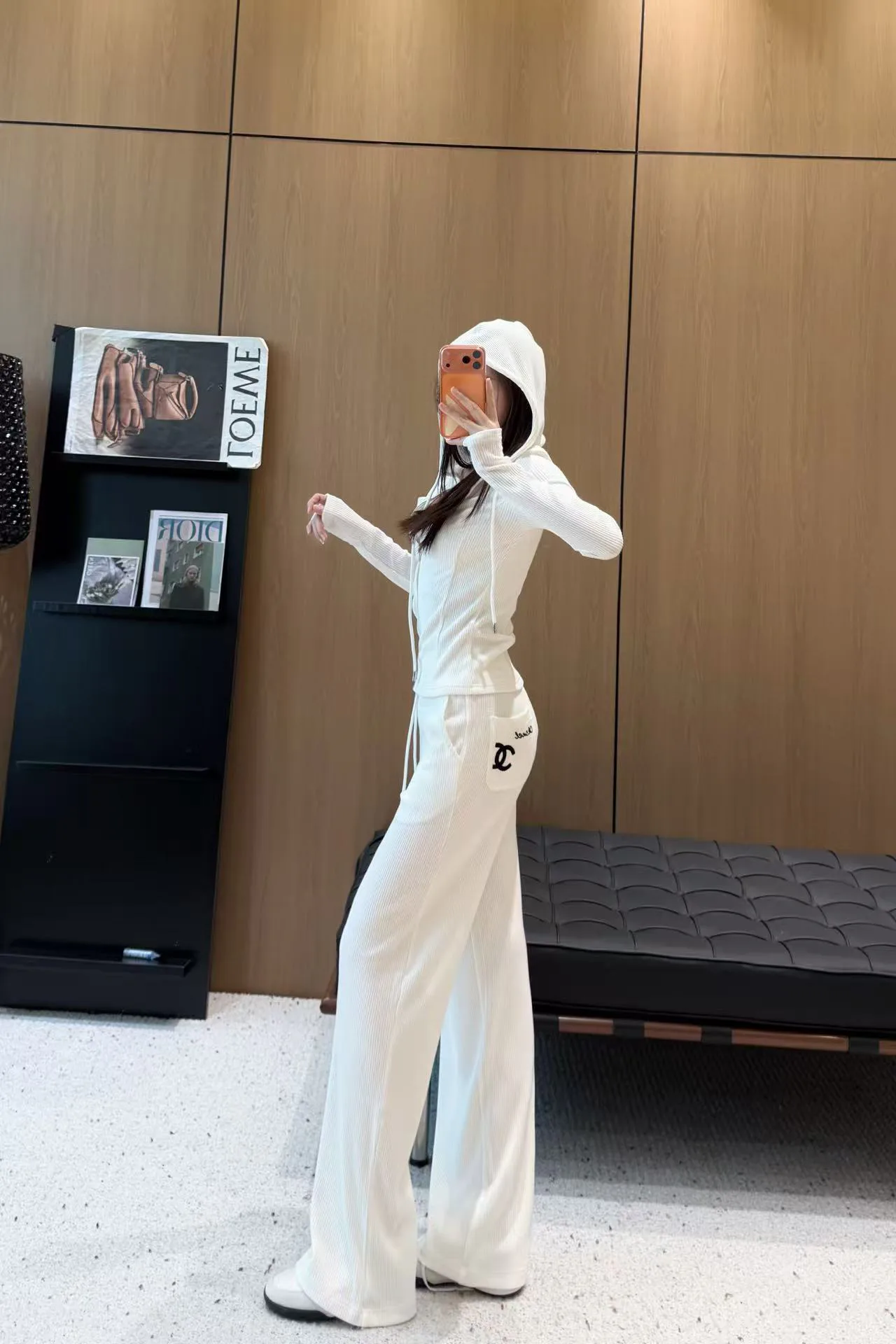 Костюмы Женские Chanel 9876833