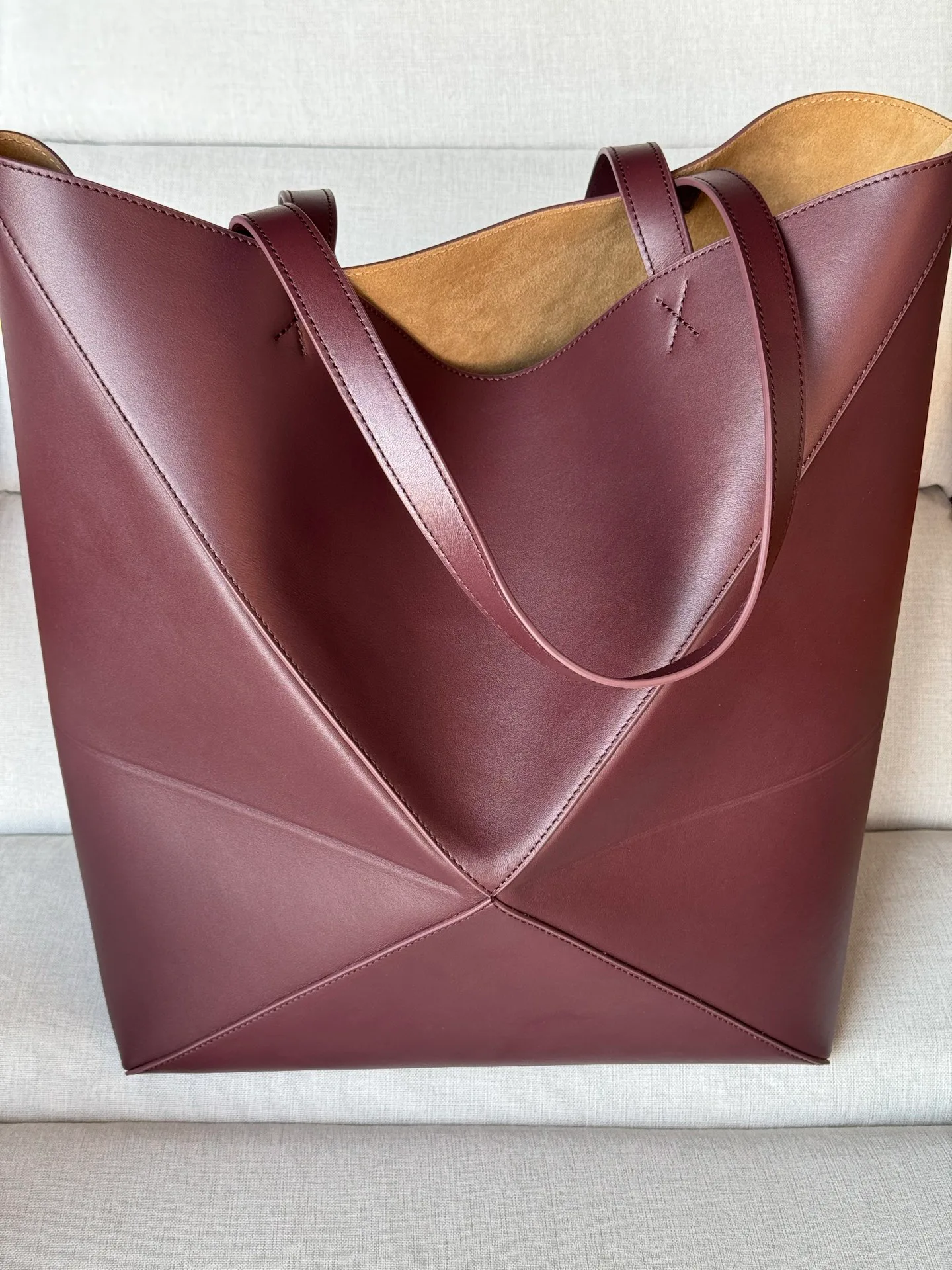 Классические Сумки Женские Loewe 1889809
