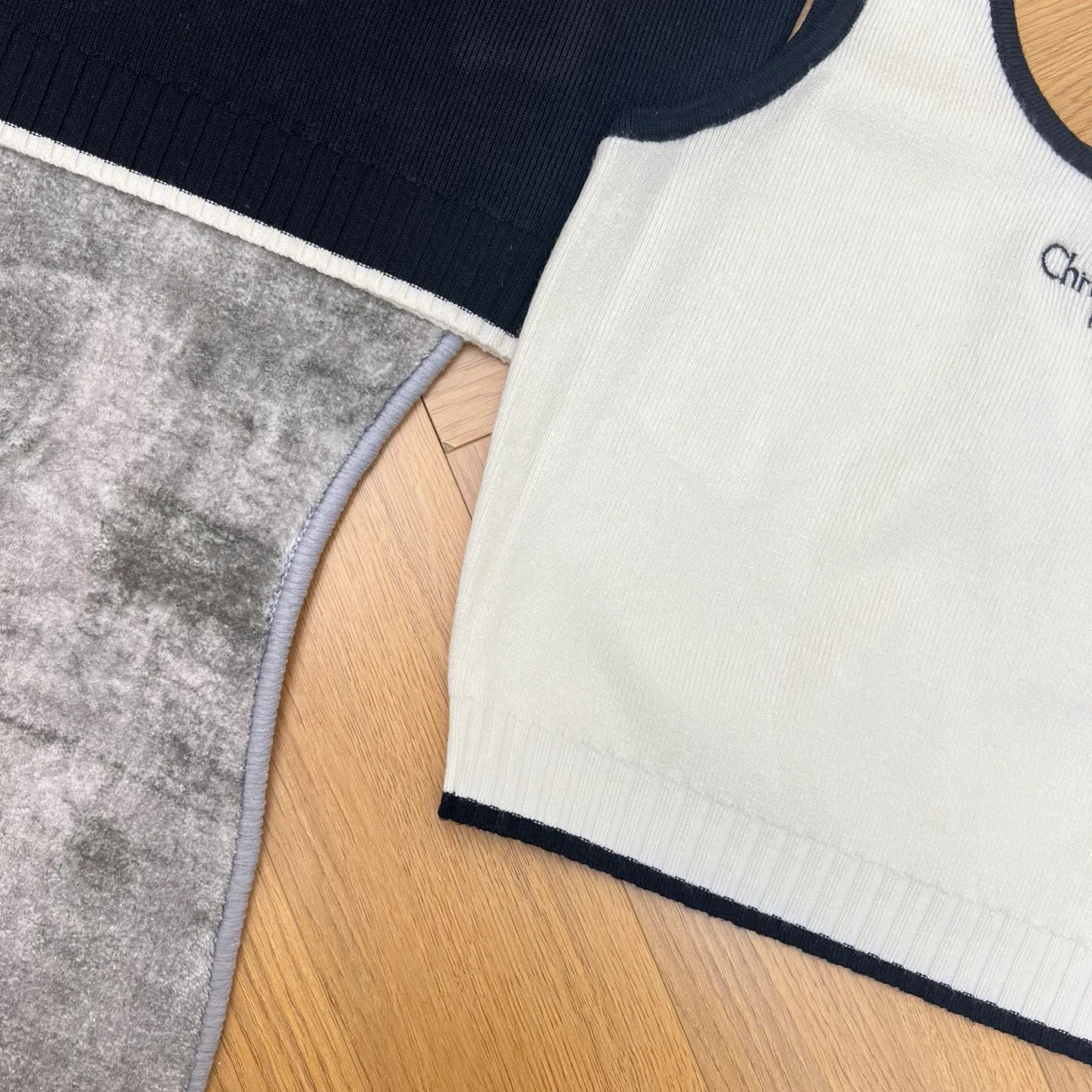 Жилеты Женские Christian Dior 11586515