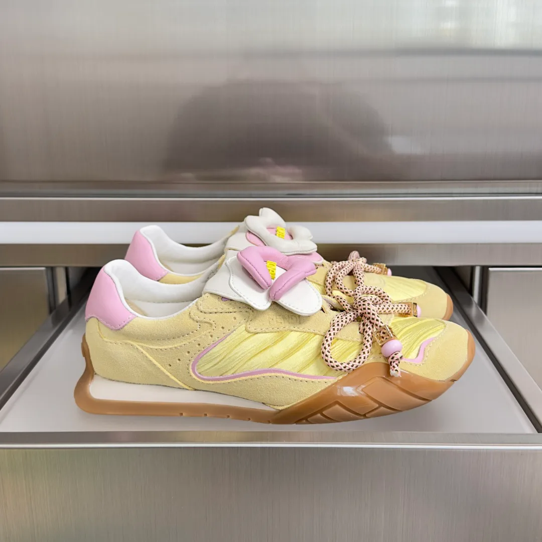 Кроссовки Женские Fendi 11687184