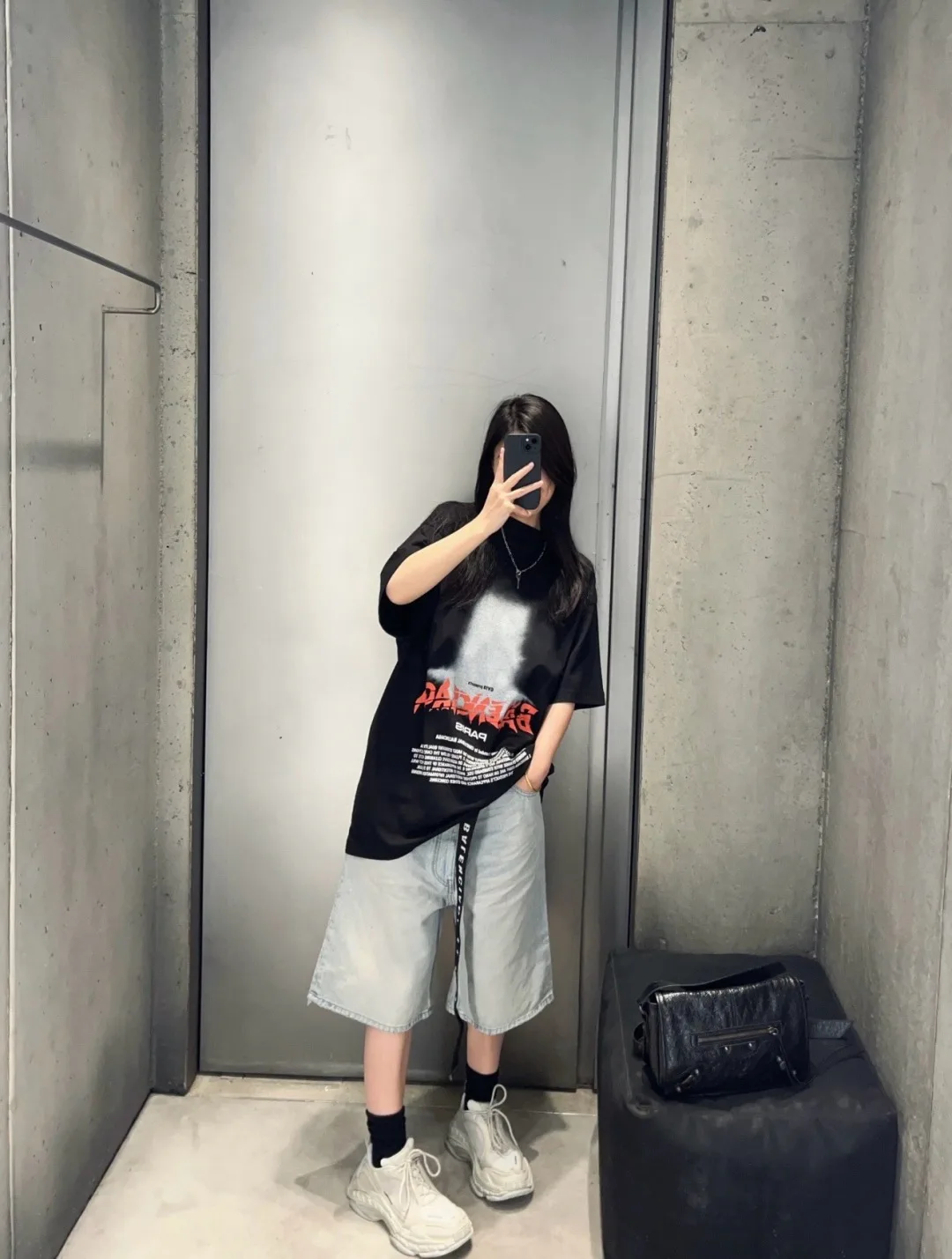 Джинсы Мужские Balenciaga 17468325