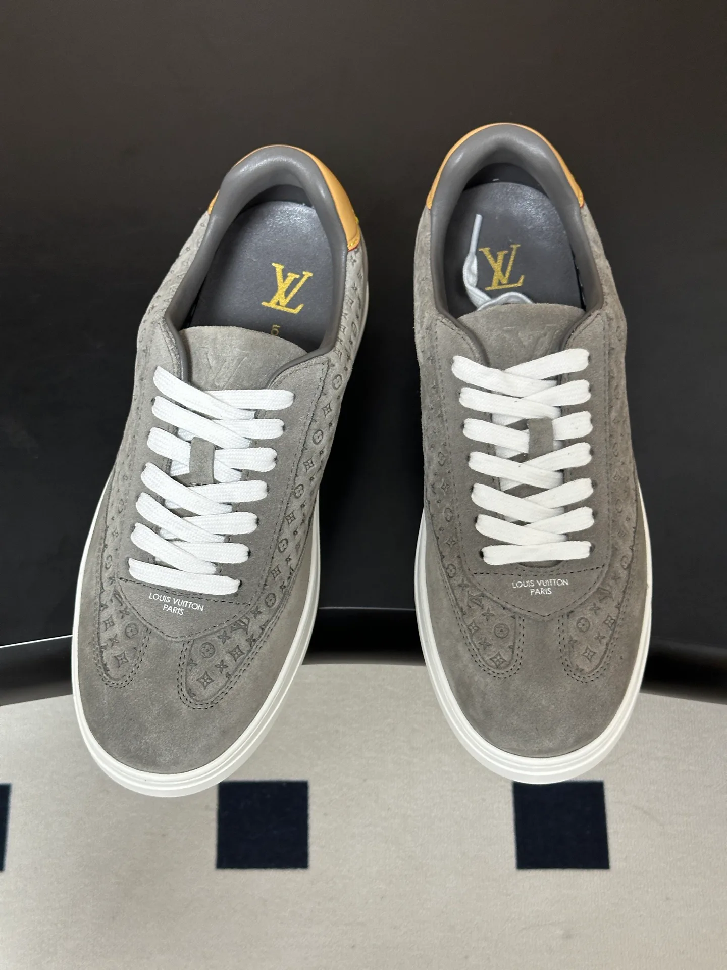 Кроссовки Мужские Louis Vuitton 18340908